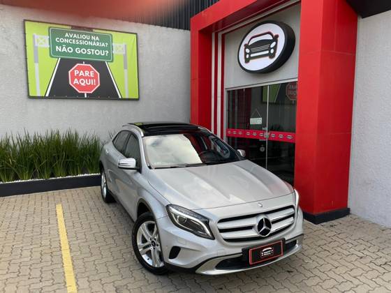 MERCEDES-BENZ GLA 200 1.6 CGI VISION 16V TURBO FLEX 4P AUTOMÁTICO MERCEDES-BENZ GLA 200 1.6 CGI VISION 16V TURBO FLEX 4P AUTOMÁTICO